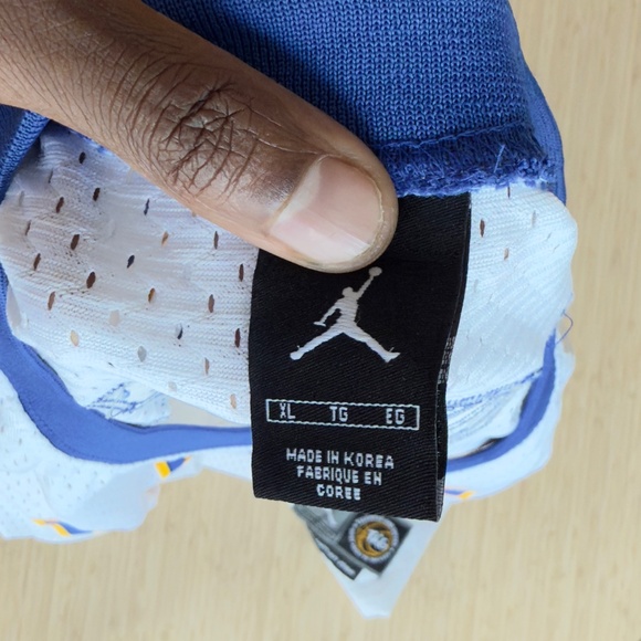 Michael Jordan High School Jersey - Picture 5 of 6